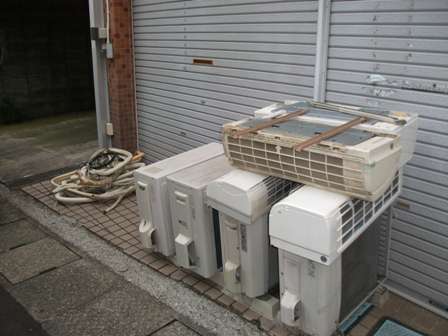 エアコン無料回収、取り外し４台